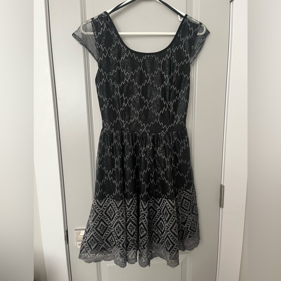 Urban Outfitters Pins and Needles Low Back Metallic Dress - Picture 2 of 9